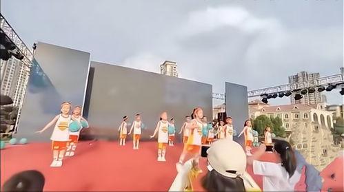 南昌舞台倒塌爆料新闻视频,悲剧瞬间，生命安全警钟长鸣